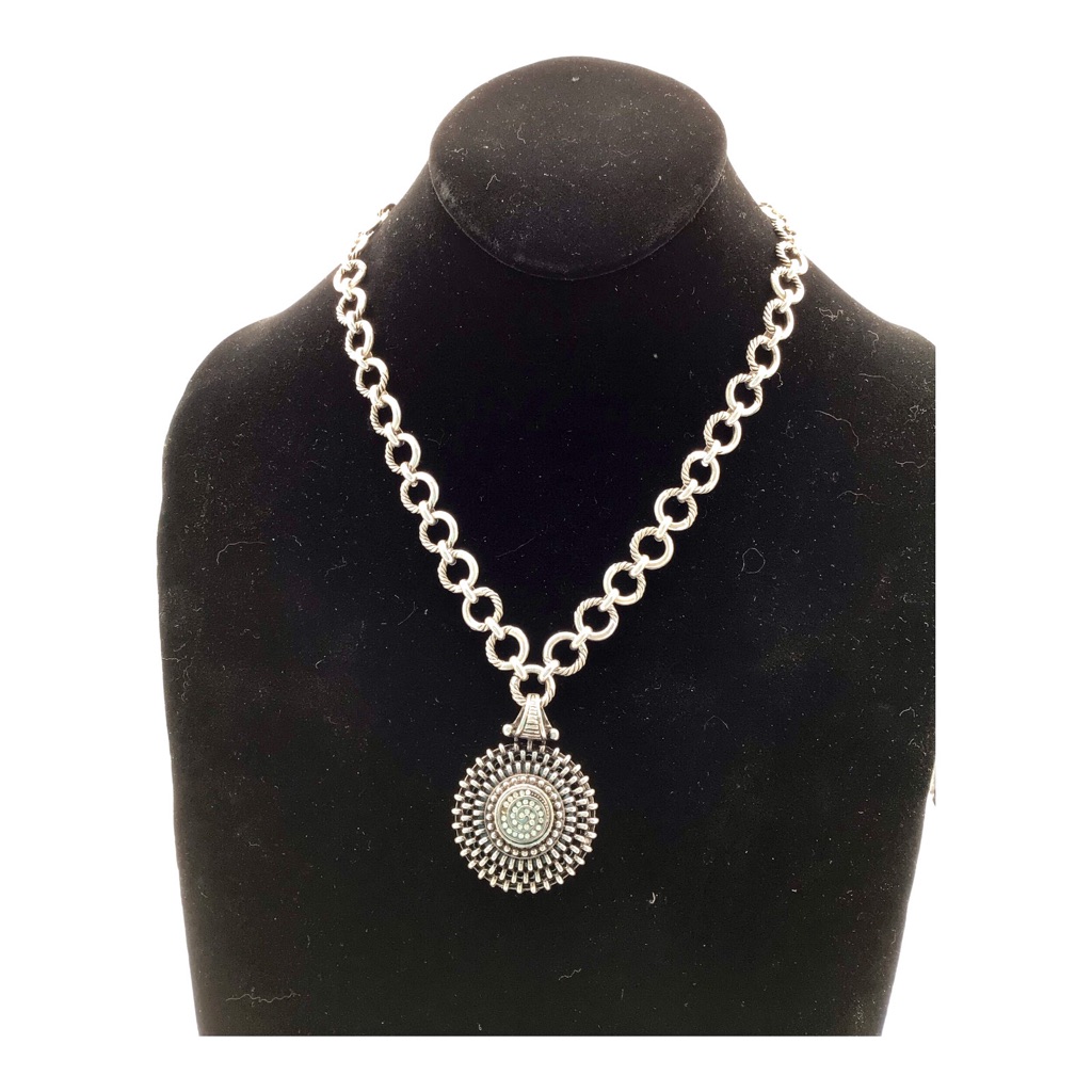Silver Tone Chainlink W Rhinestone Encrusted Pendant Necklace 20$
